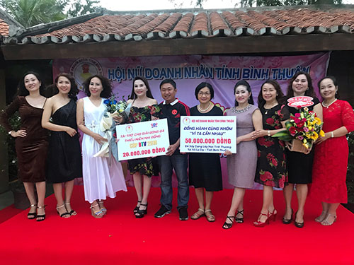 Binh Thuan Entrepreneur's Union: Celebrating the establishment day of Vietnam Women's Union October 20